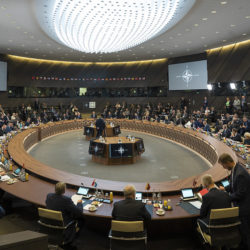 Los ministros de Defensa de la OTAN ultiman en Bruselas la próxima Cumbre de Madrid