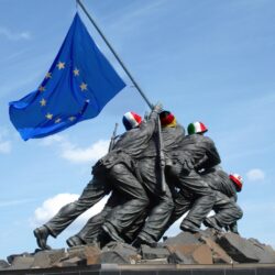 25 años de la «Declaración de Saint-Malo», piedra angular de la  Política Común de Seguridad y Defensa. CN,r Abel  Romero Junquera