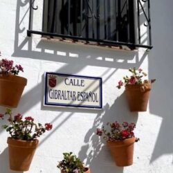 Canteras, arenas, el puerto de Algeciras y… ¿Gibraltar español? Así no.