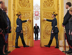 LOS EQUILIBRIOS DE PODER EN EL RÉGIMEN POLÍTICO RUSO