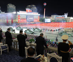 NUEVOS MODELOS DE VISIBILIDAD Y LEGITIMIDAD INTERNACIONALES EN UN MUNDO COMPLEJO E INESTABLE.                                                                       Luis V.Perez Gil