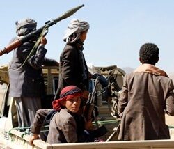 Abaratar la guerra: Armamento escaso y sofisticado VS Armamento numeroso y eficaz.                                                                Coronel  Lopez  Diaz